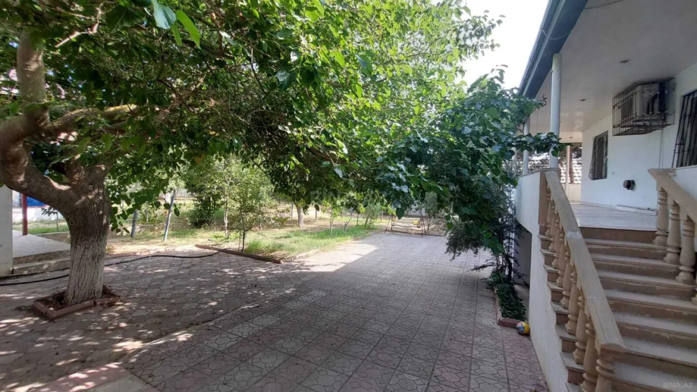 Satılır 4 otaqlı həyət evi 90 m²