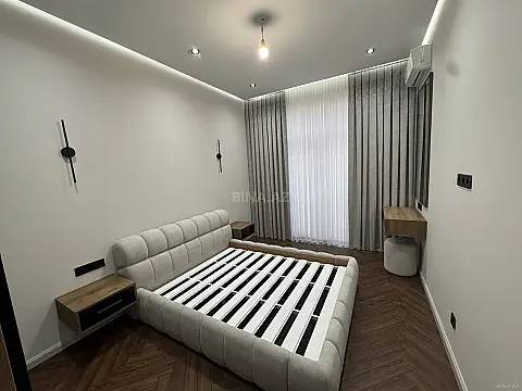 Kirayə verilir 3 otaqlı mənzil 130 m²