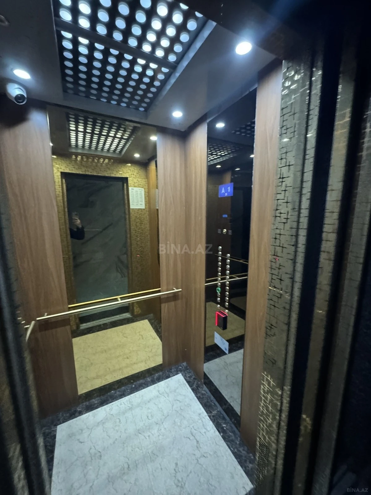 Kirayə verilir 3 otaqlı mənzil 130 m²