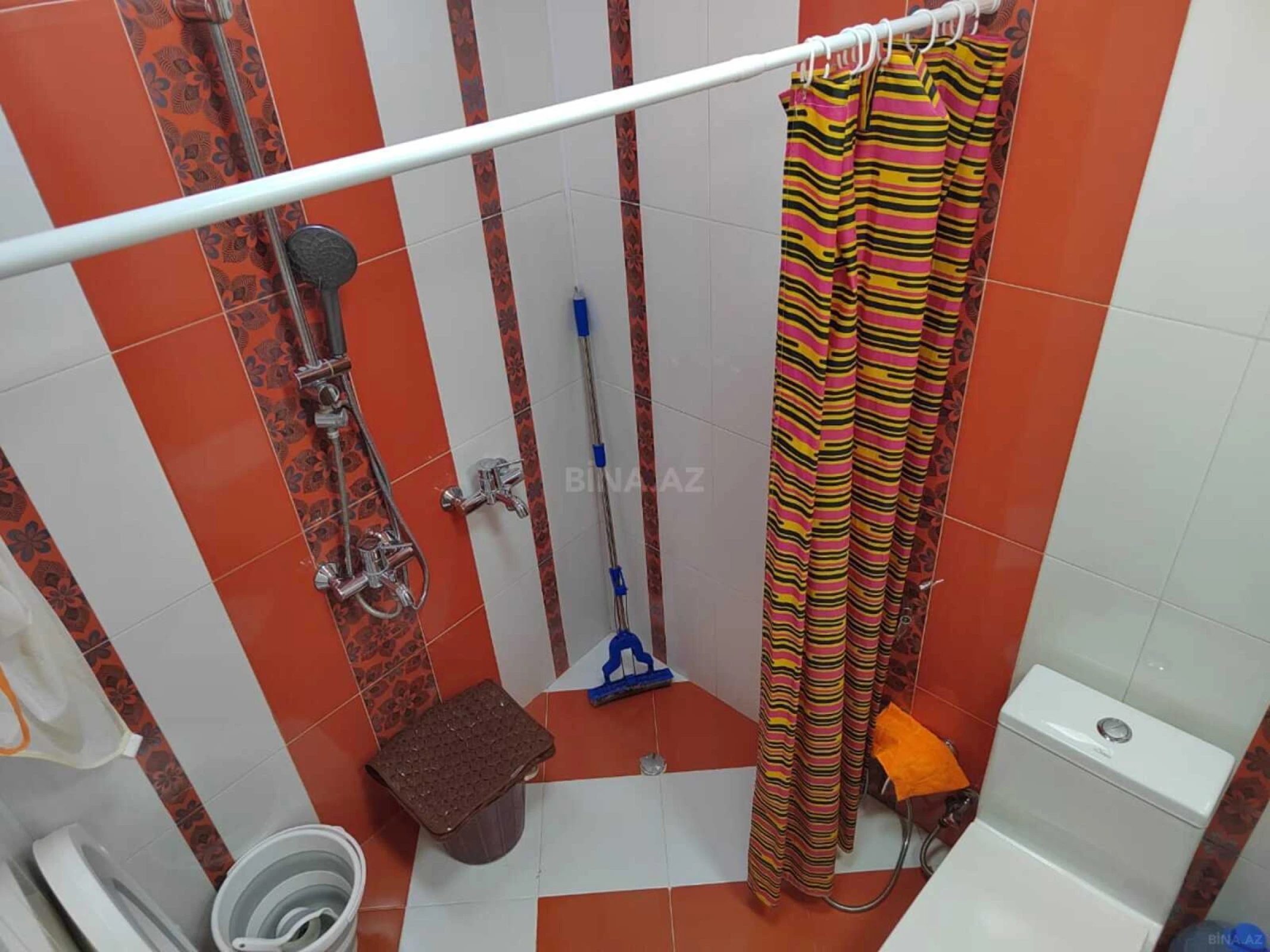 Satılır 4 otaqlı mənzil 100 m²