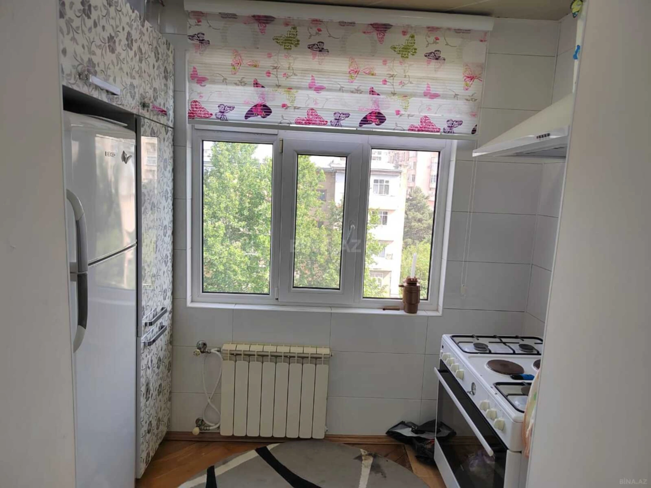 Satılır 4 otaqlı mənzil 100 m²