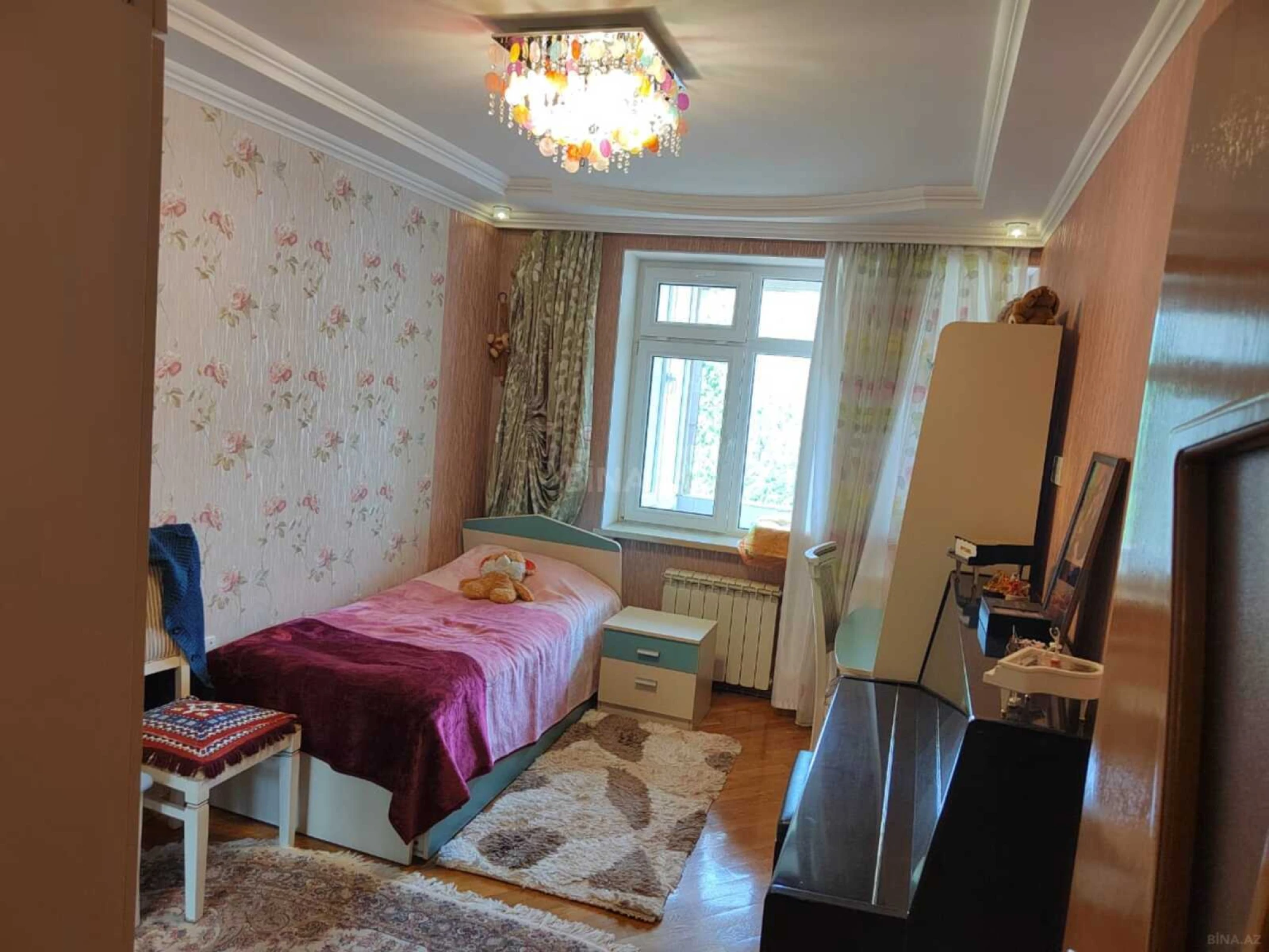 Satılır 4 otaqlı mənzil 100 m²