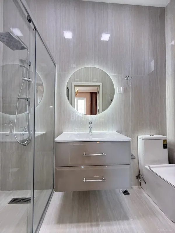 Satılır 4 otaqlı həyət evi 220 m²