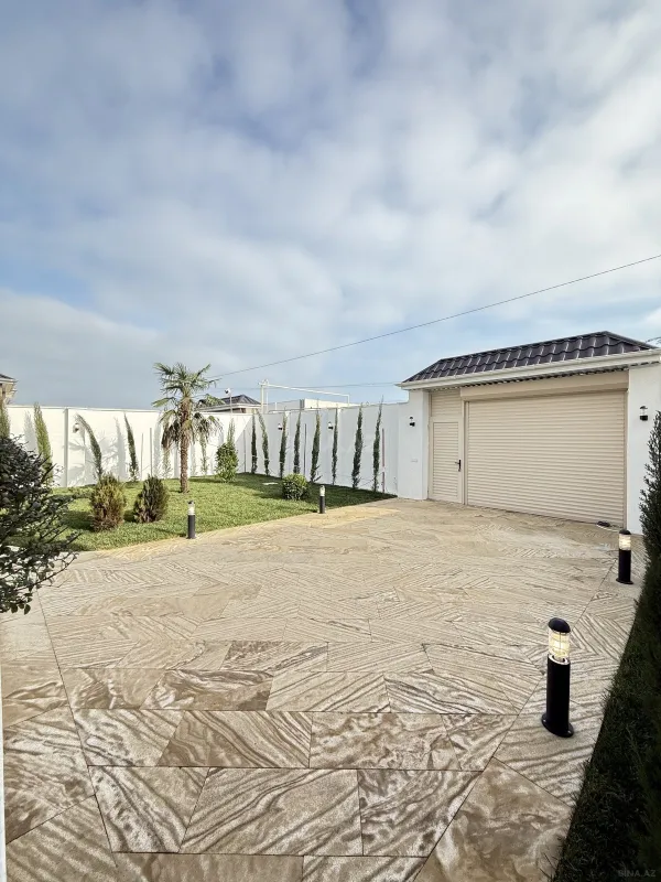 Satılır 4 otaqlı həyət evi 220 m²