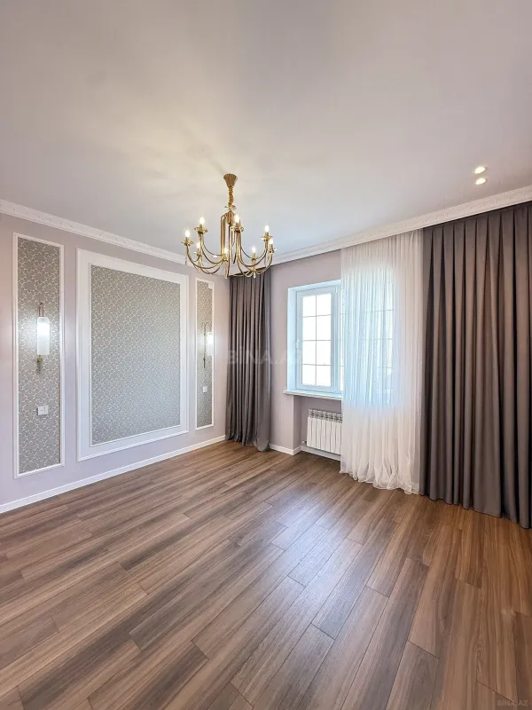 Satılır 4 otaqlı həyət evi 220 m²