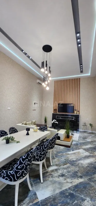 Kirayə verilir 4 otaqlı həyət evi 300 m²