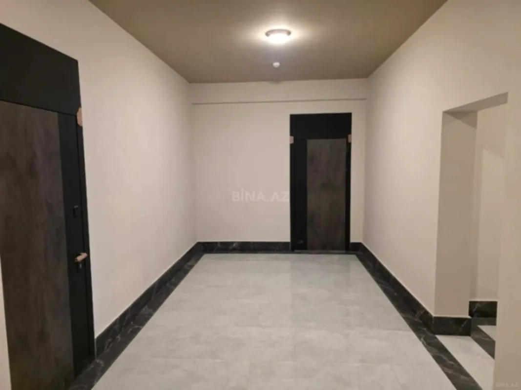 Satılır 5 otaqlı mənzil 204 m²