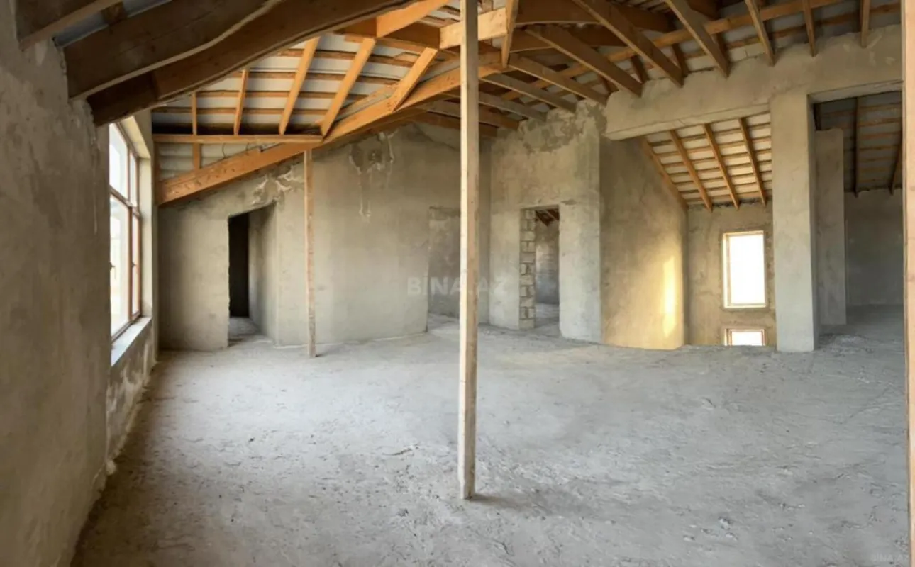 Satılır 7 otaqlı həyət evi 320 m²