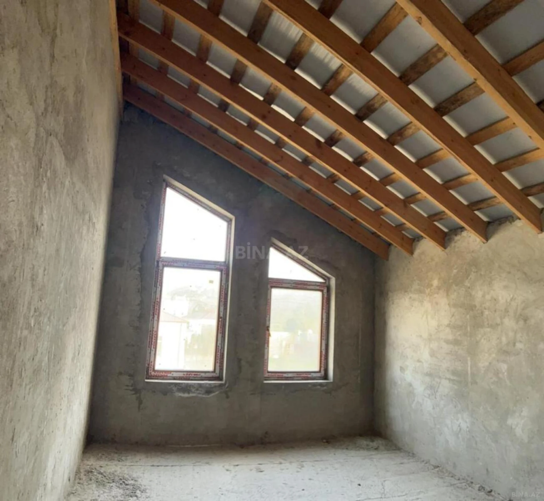 Satılır 7 otaqlı həyət evi 320 m²