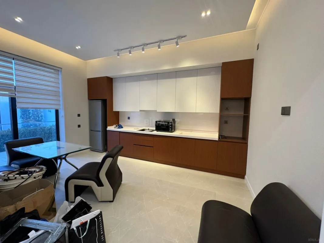 Kirayə verilir 4 otaqlı həyət evi 240 m²