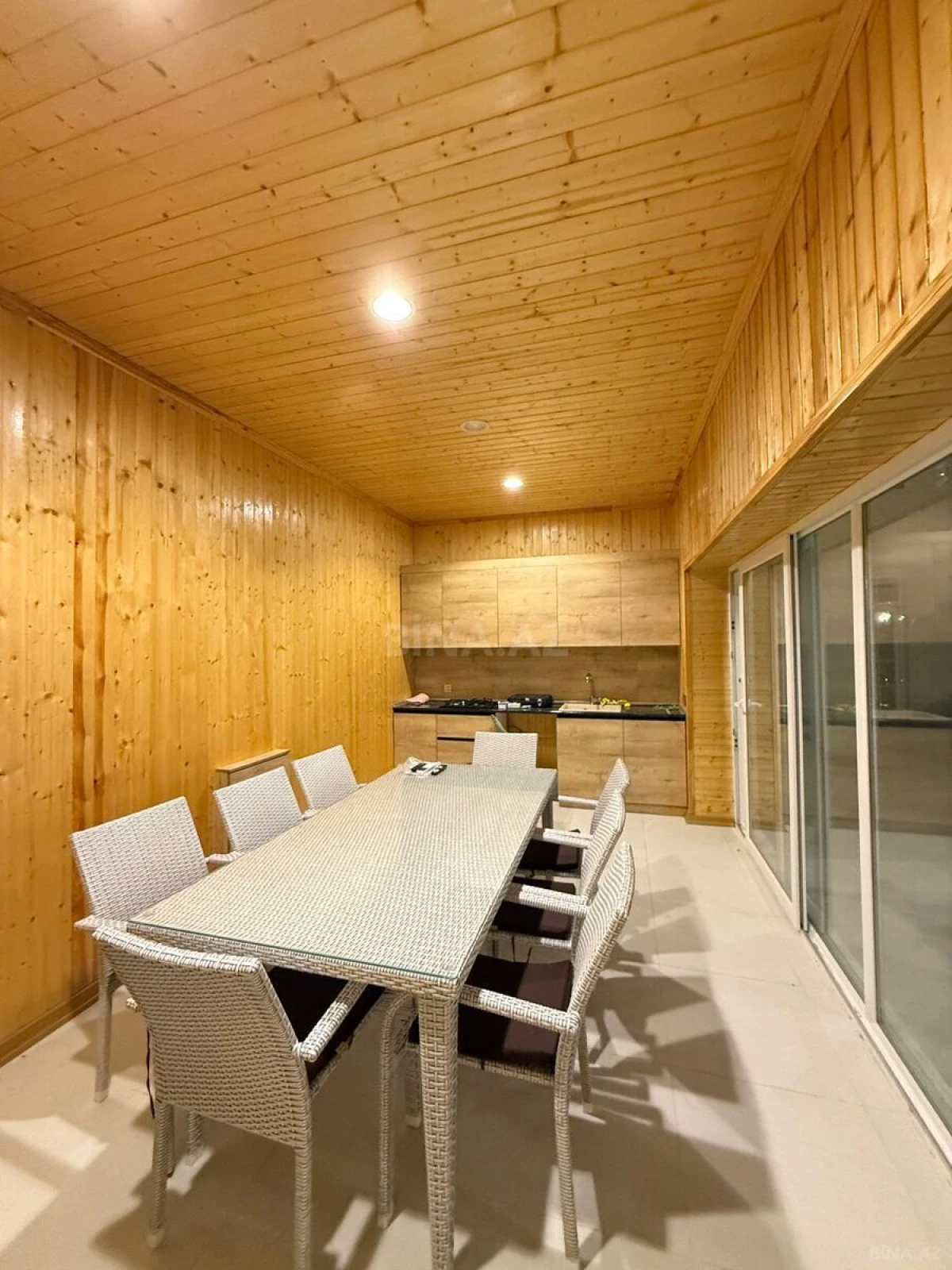 Kirayə verilir 4 otaqlı həyət evi 180 m²