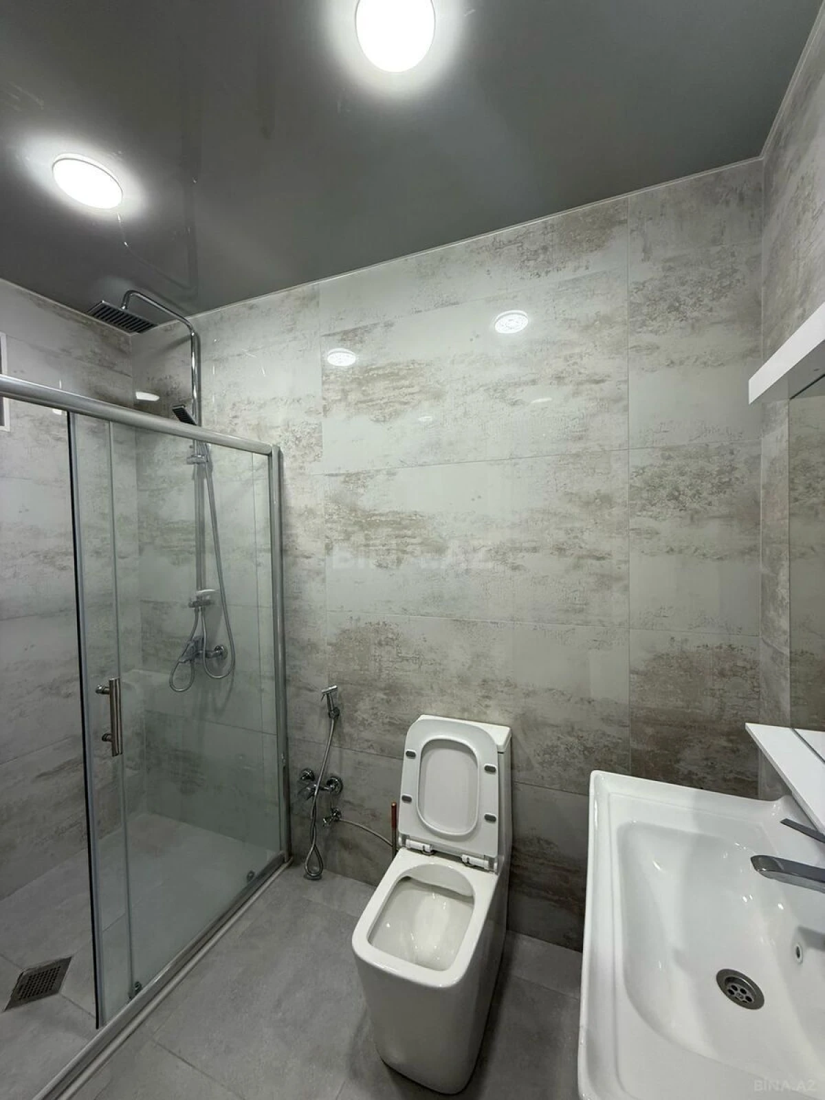 Kirayə verilir 4 otaqlı həyət evi 180 m²