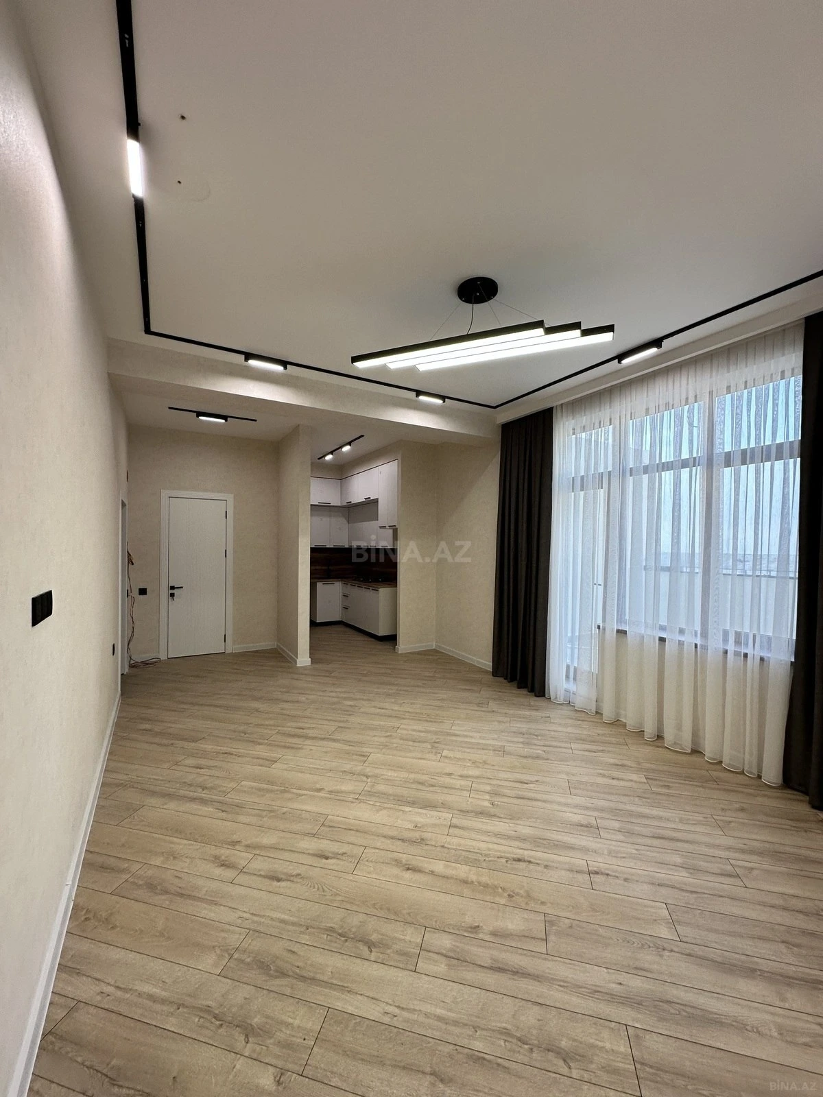 Satılır 2 otaqlı mənzil 85 m²