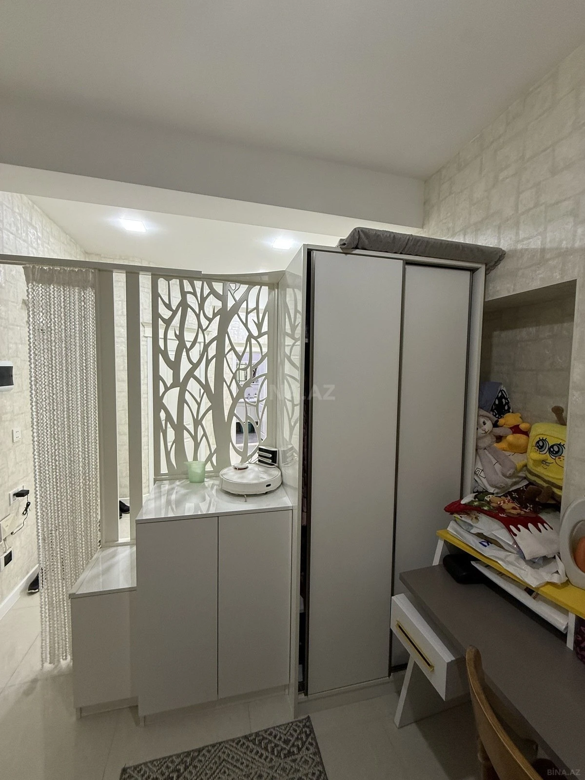 Satılır 3 otaqlı mənzil 97 m²