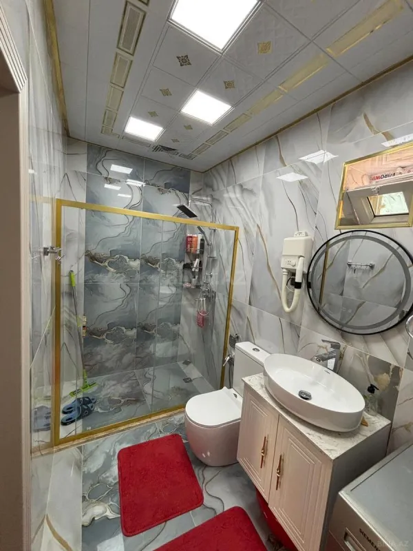 Satılır 6 otaqlı həyət evi 200 m²