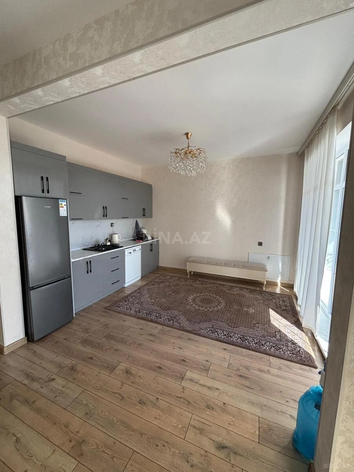 Satılır 6 otaqlı həyət evi 200 m²