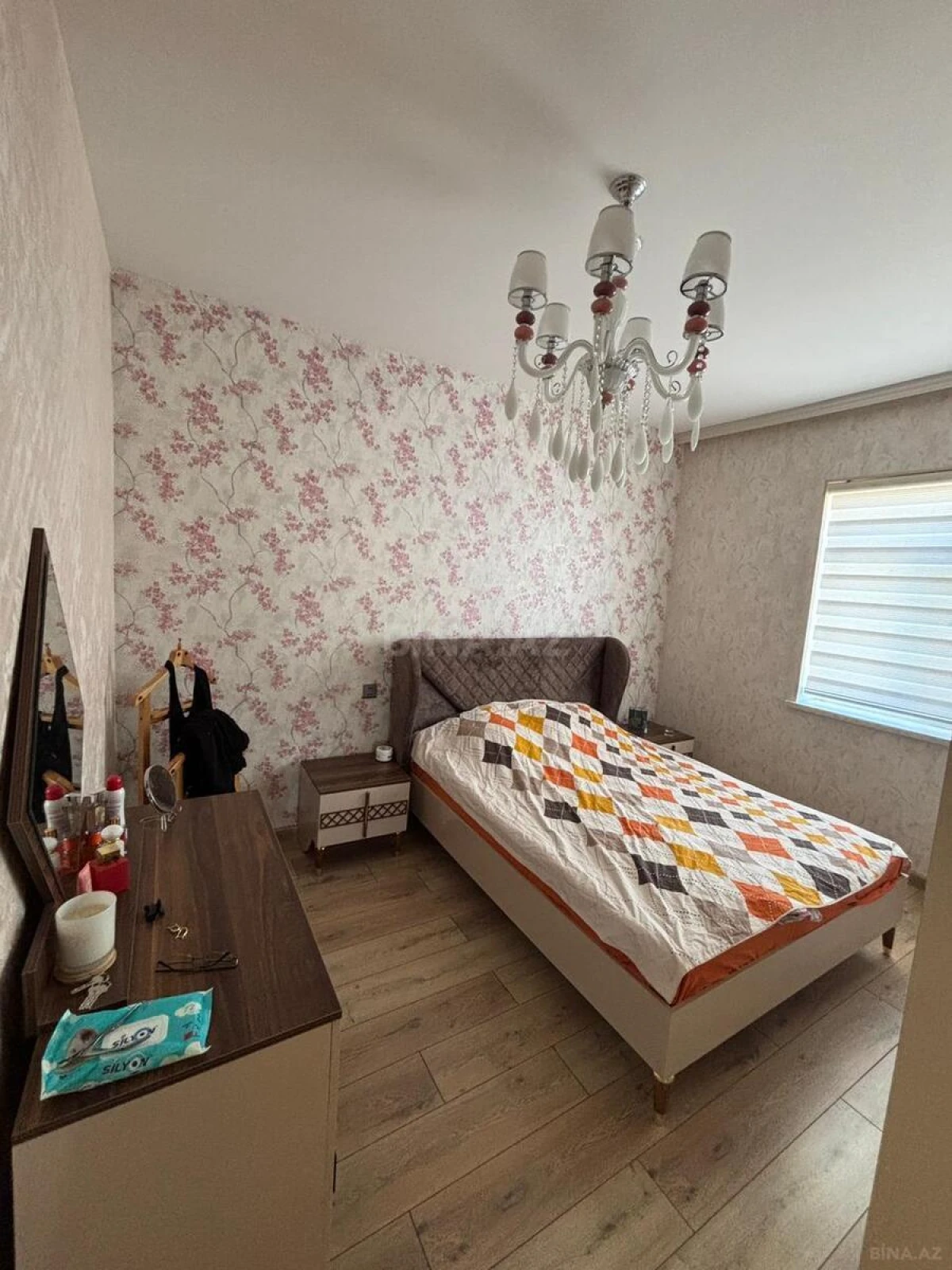 Satılır 6 otaqlı həyət evi 200 m²