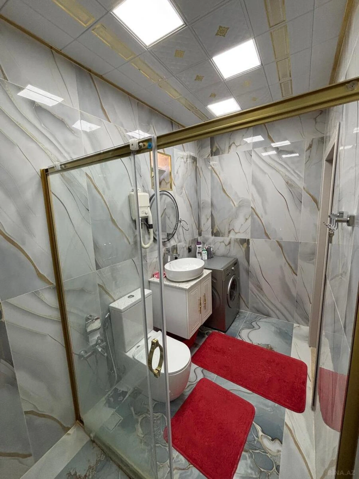 Satılır 6 otaqlı həyət evi 200 m²