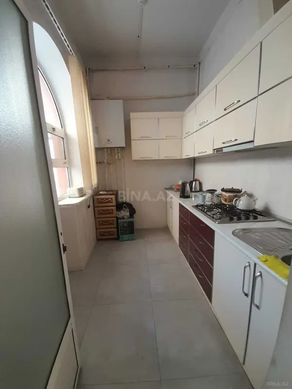 Kirayə verilir 1 otaqlı ofis 16 m²