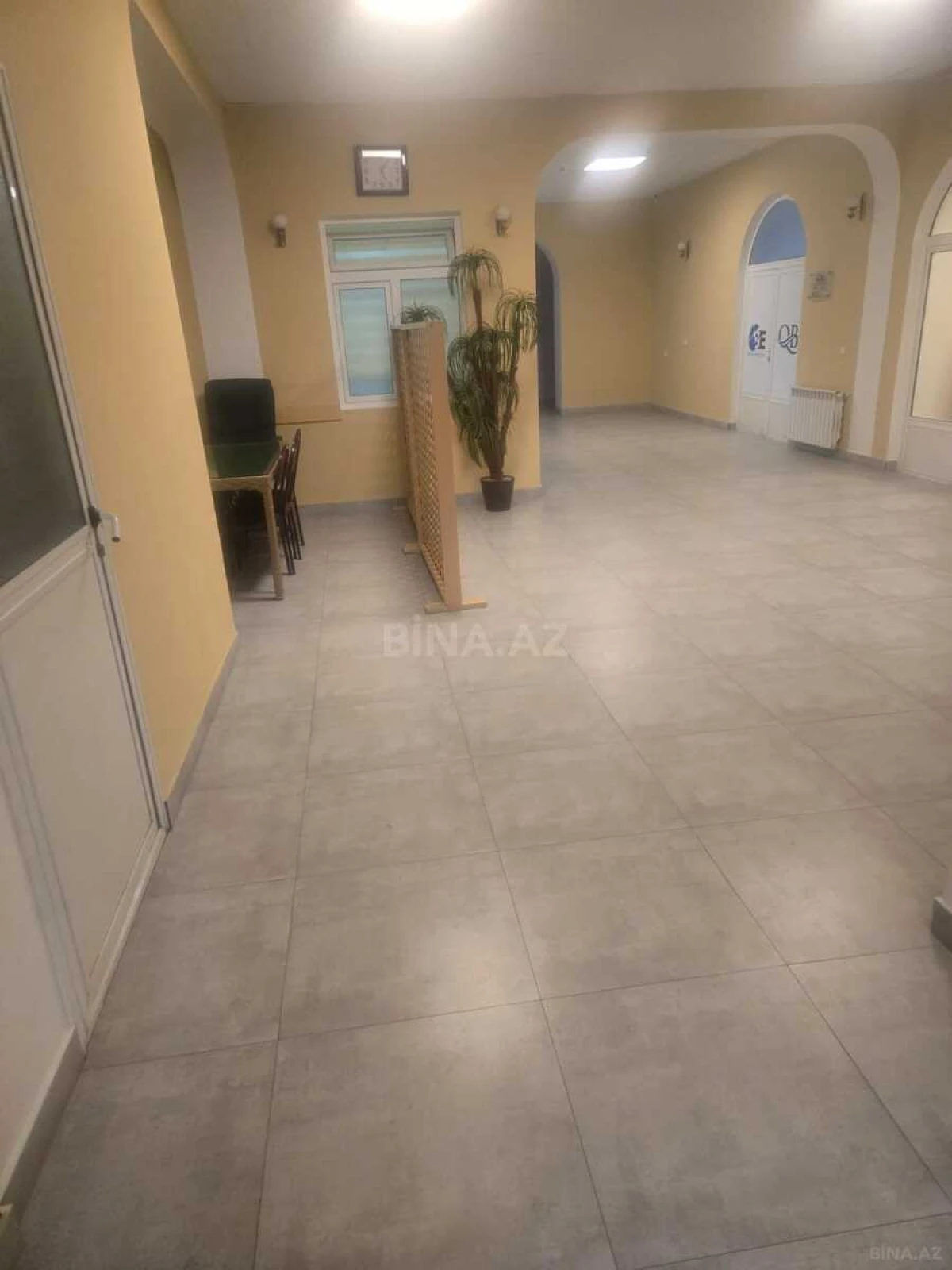 Kirayə verilir 1 otaqlı ofis 16 m²