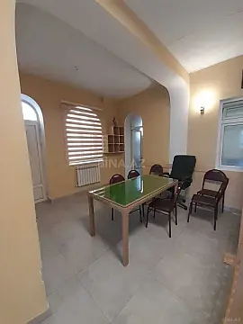 Kirayə verilir 1 otaqlı ofis 16 m²
