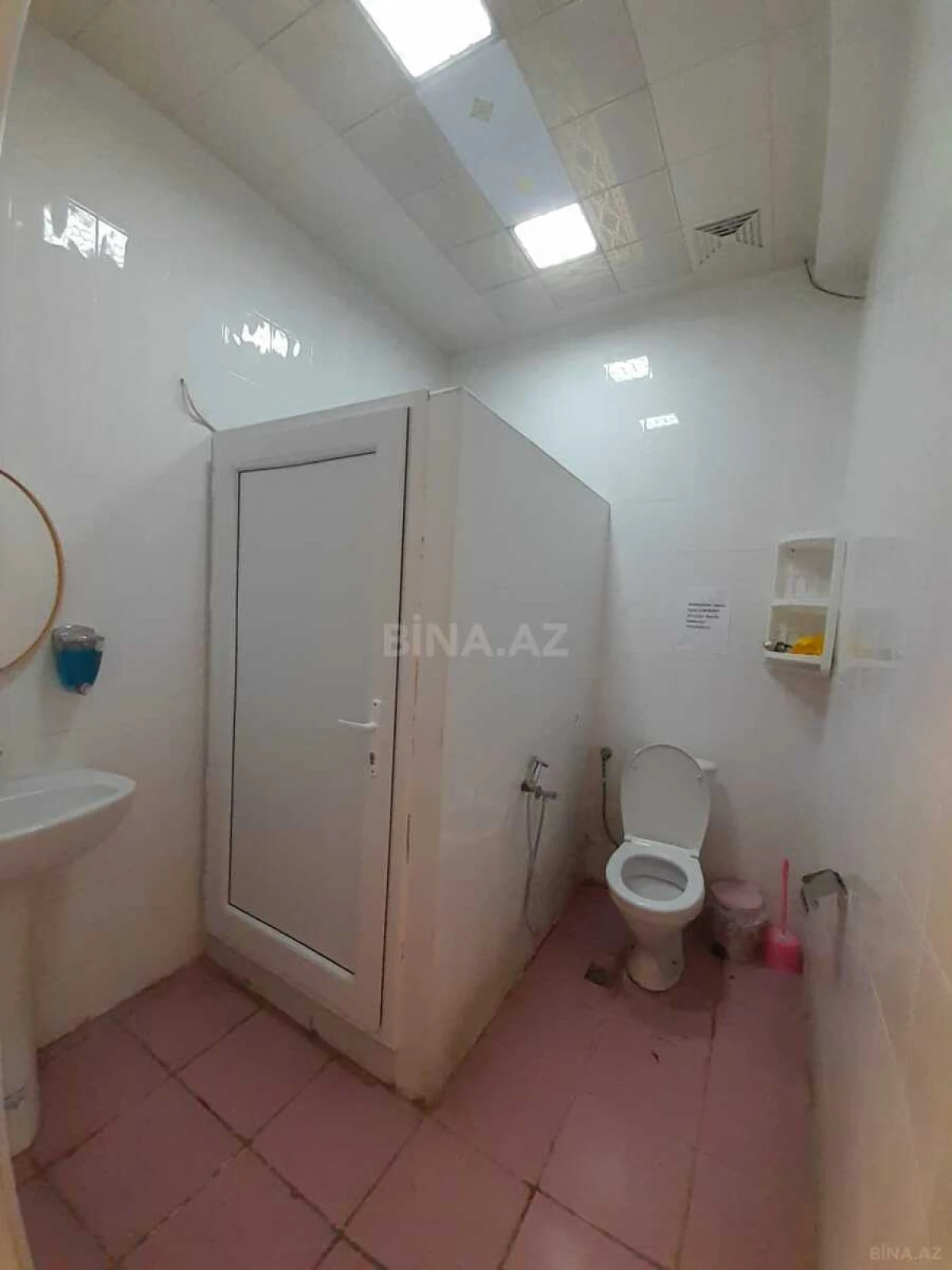 Kirayə verilir 1 otaqlı ofis 16 m²