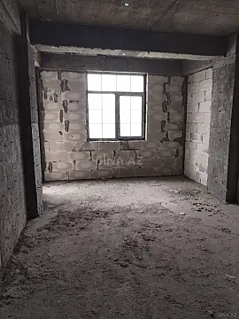 Satılır 3 otaqlı mənzil 145 m²