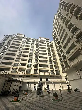 Satılır 3 otaqlı mənzil 126 m² — Bakı 3 otaq 126.00 m²