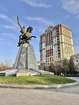 Satılır 2 otaqlı mənzil 73 m²