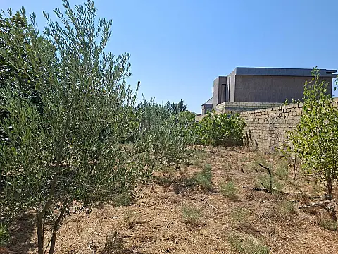 Satılır torpaq sahəsi 6 m²