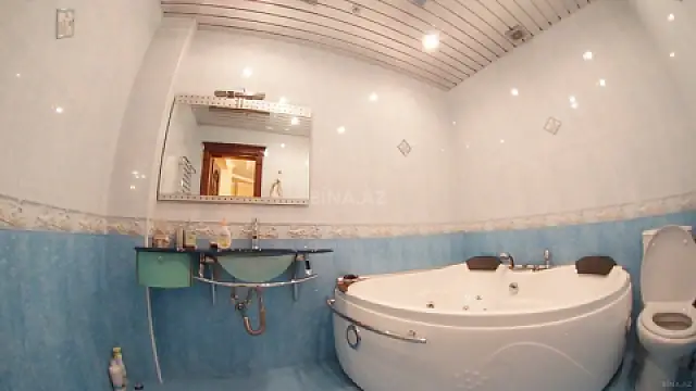 Satılır 3 otaqlı mənzil 170 m²