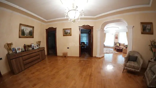 Satılır 3 otaqlı mənzil 170 m² — Bakı, Nərimanov 3 otaq 170.00 m²