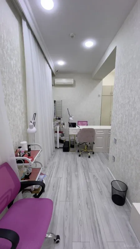 Kirayə verilir obyekt 135 m²