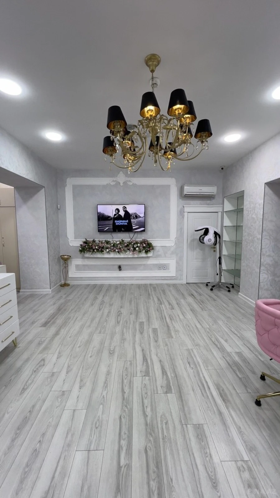 Kirayə verilir obyekt 135 m²