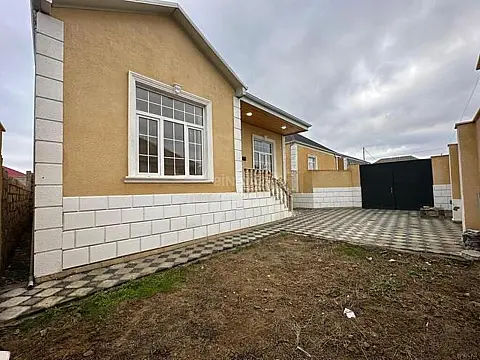 Satılır 4 otaqlı həyət evi 120 m²