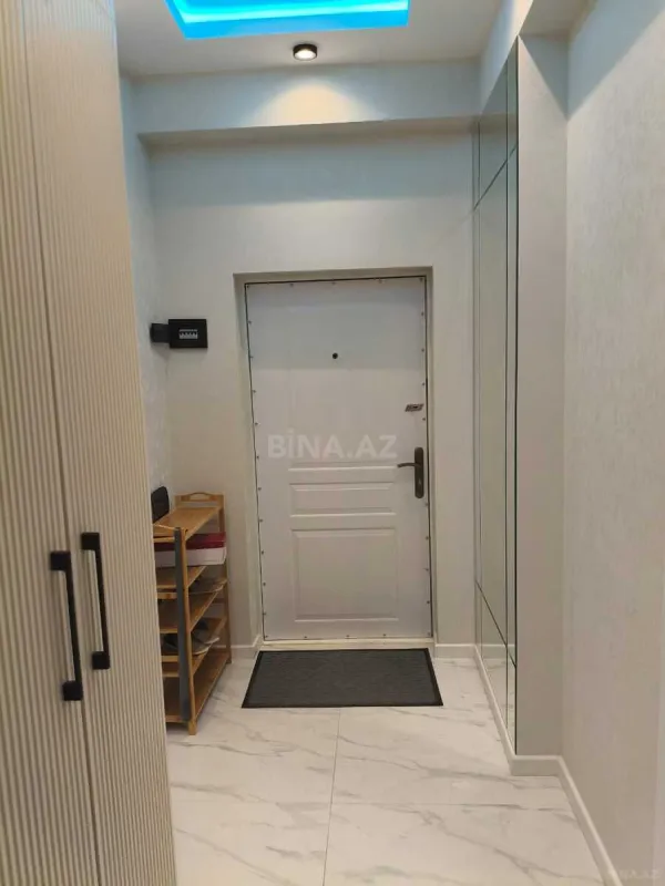 Kirayə verilir 2 otaqlı mənzil 65 m²