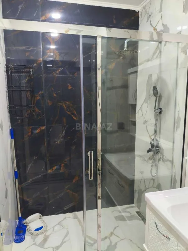 Kirayə verilir 2 otaqlı mənzil 65 m²