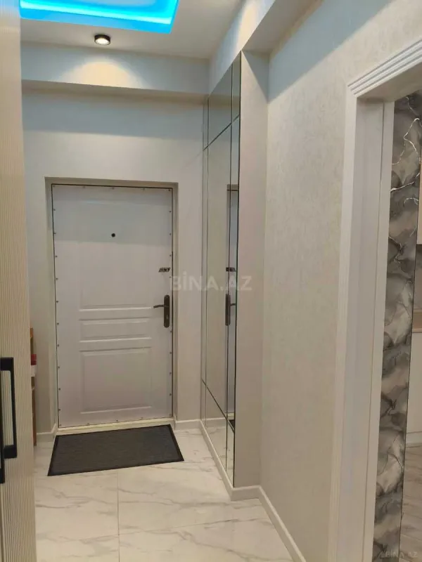 Kirayə verilir 2 otaqlı mənzil 65 m²