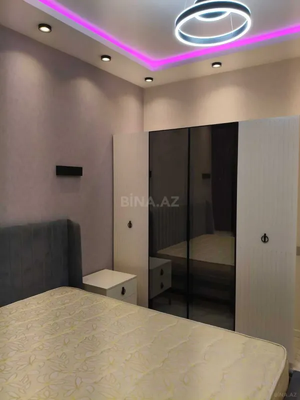 Kirayə verilir 2 otaqlı mənzil 65 m²
