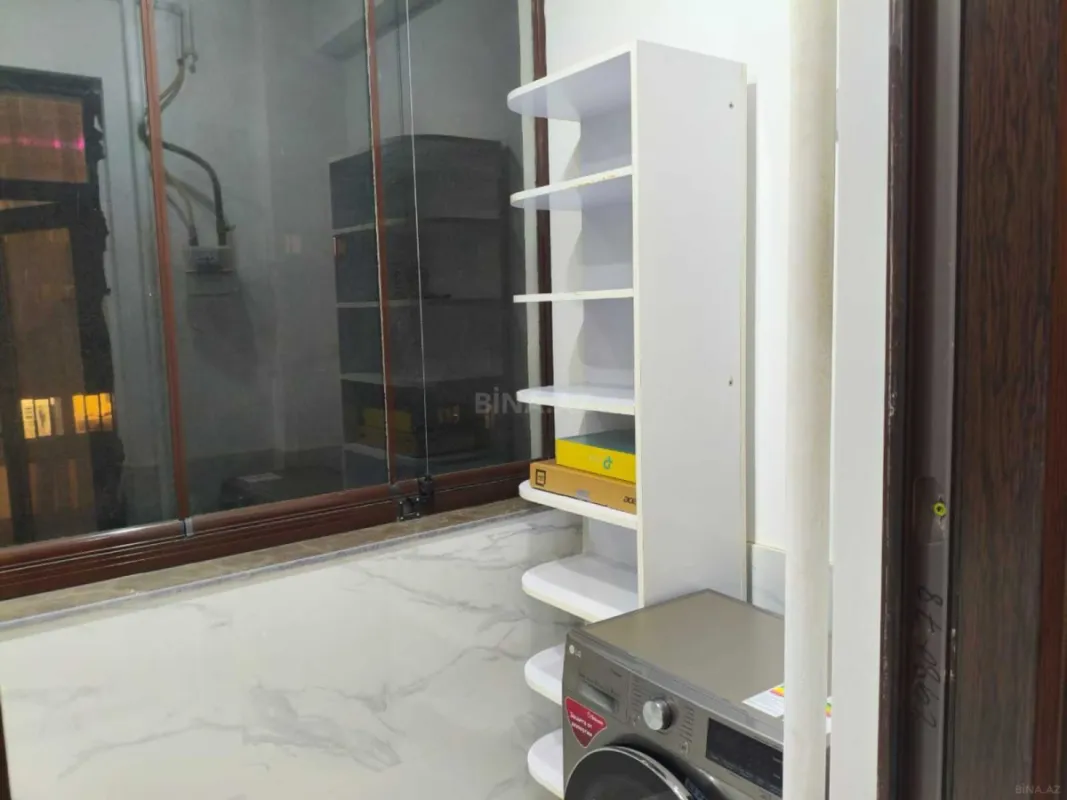 Kirayə verilir 2 otaqlı mənzil 65 m²