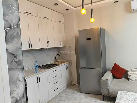Kirayə verilir 2 otaqlı mənzil 65 m²