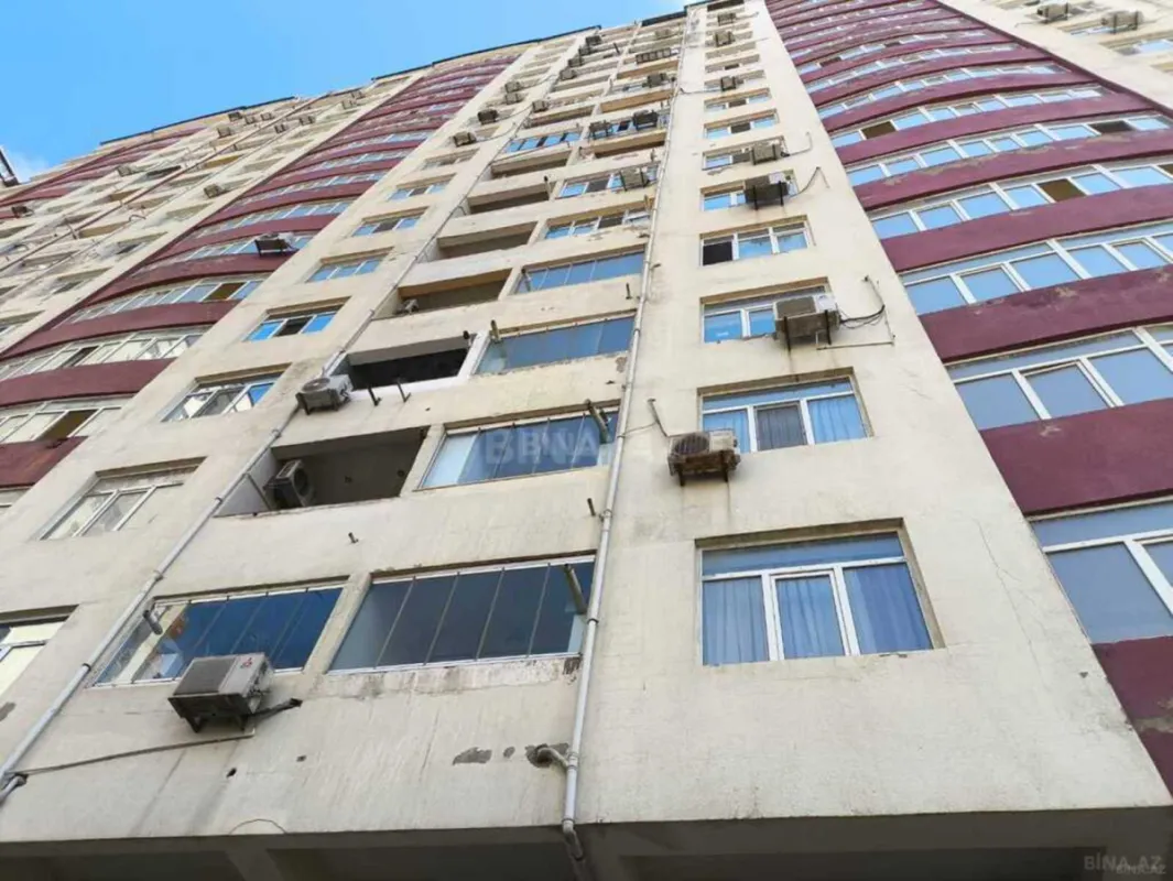 Satılır 2 otaqlı mənzil 70 m²