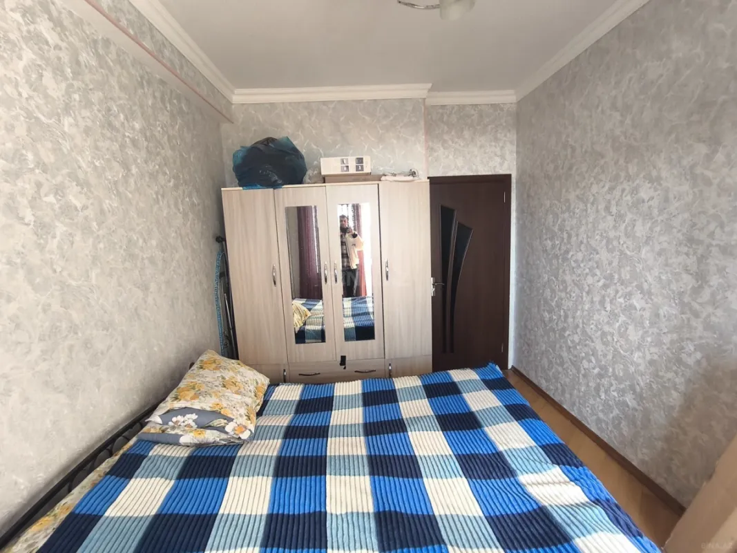 Satılır 2 otaqlı mənzil 70 m²