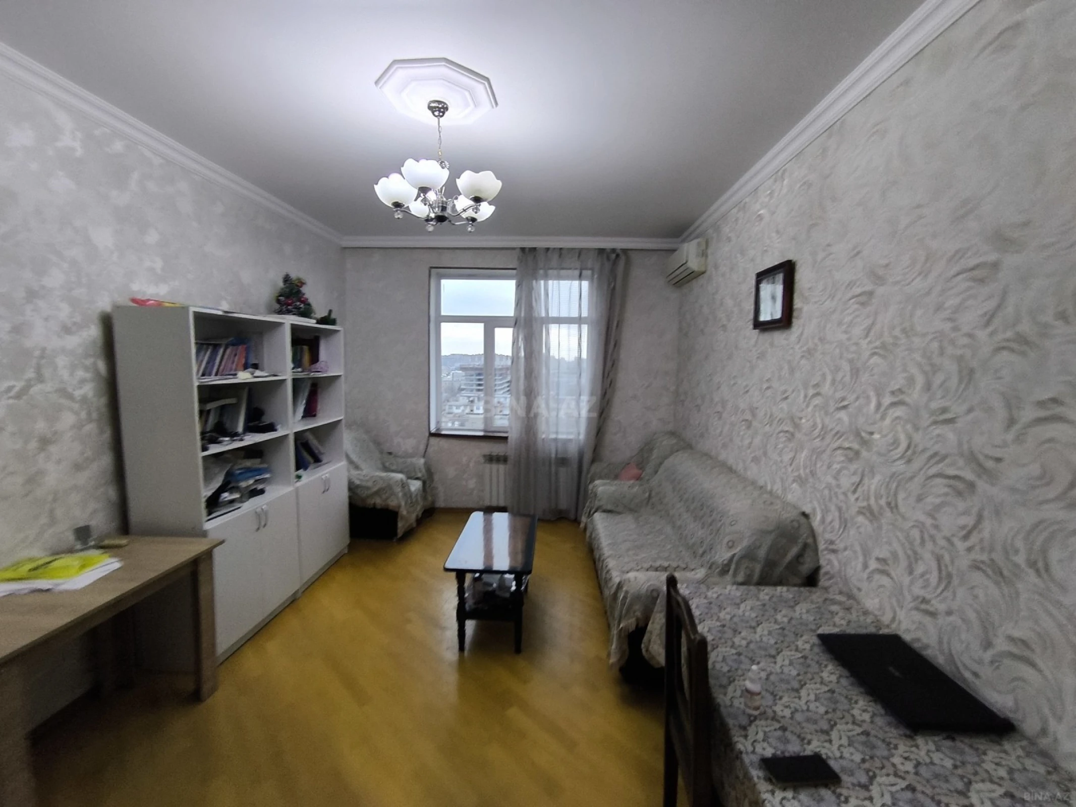 Satılır 2 otaqlı mənzil 70 m²