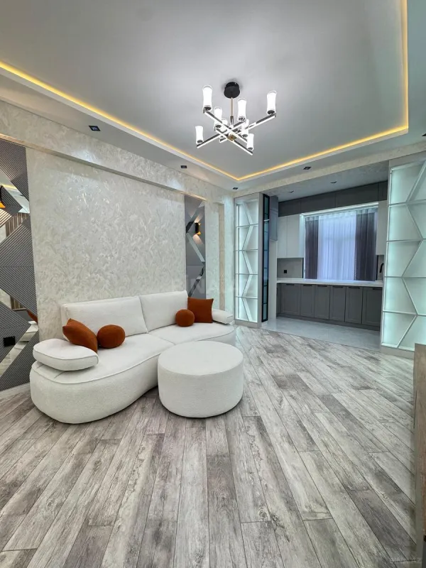 Satılır 2 otaqlı mənzil 51 m²
