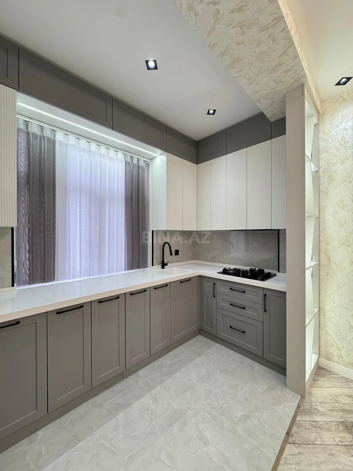 Satılır 2 otaqlı mənzil 51 m²