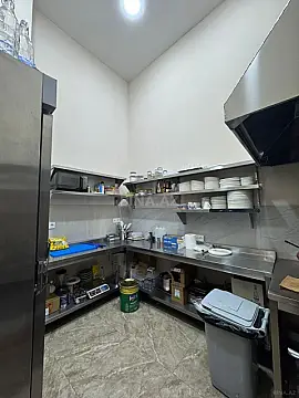 Kirayə verilir obyekt 140 m²