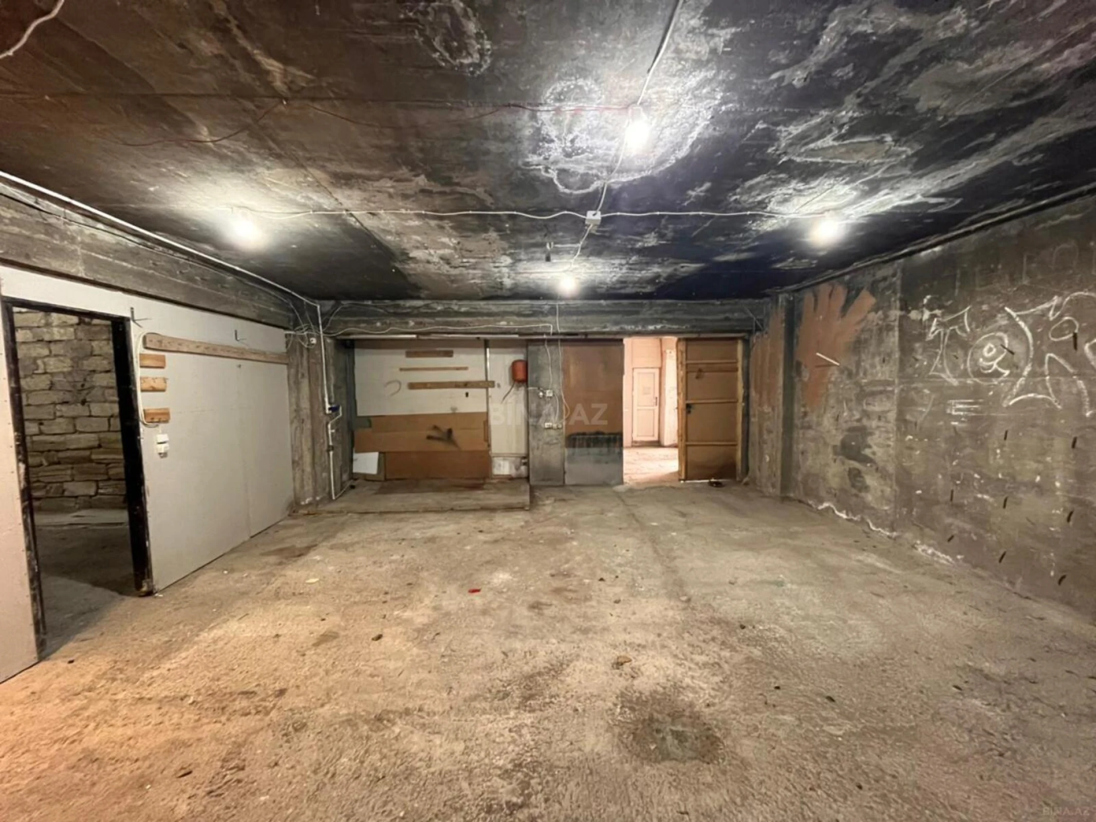 Kirayə verilir obyekt 350 m²