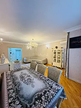 Satılır 3 otaqlı mənzil 145 m²