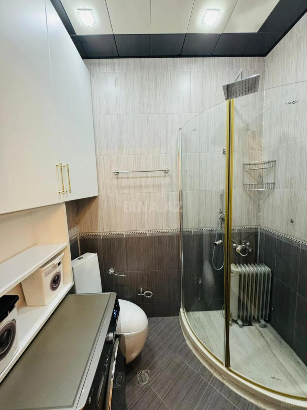 Satılır 3 otaqlı mənzil 145 m²